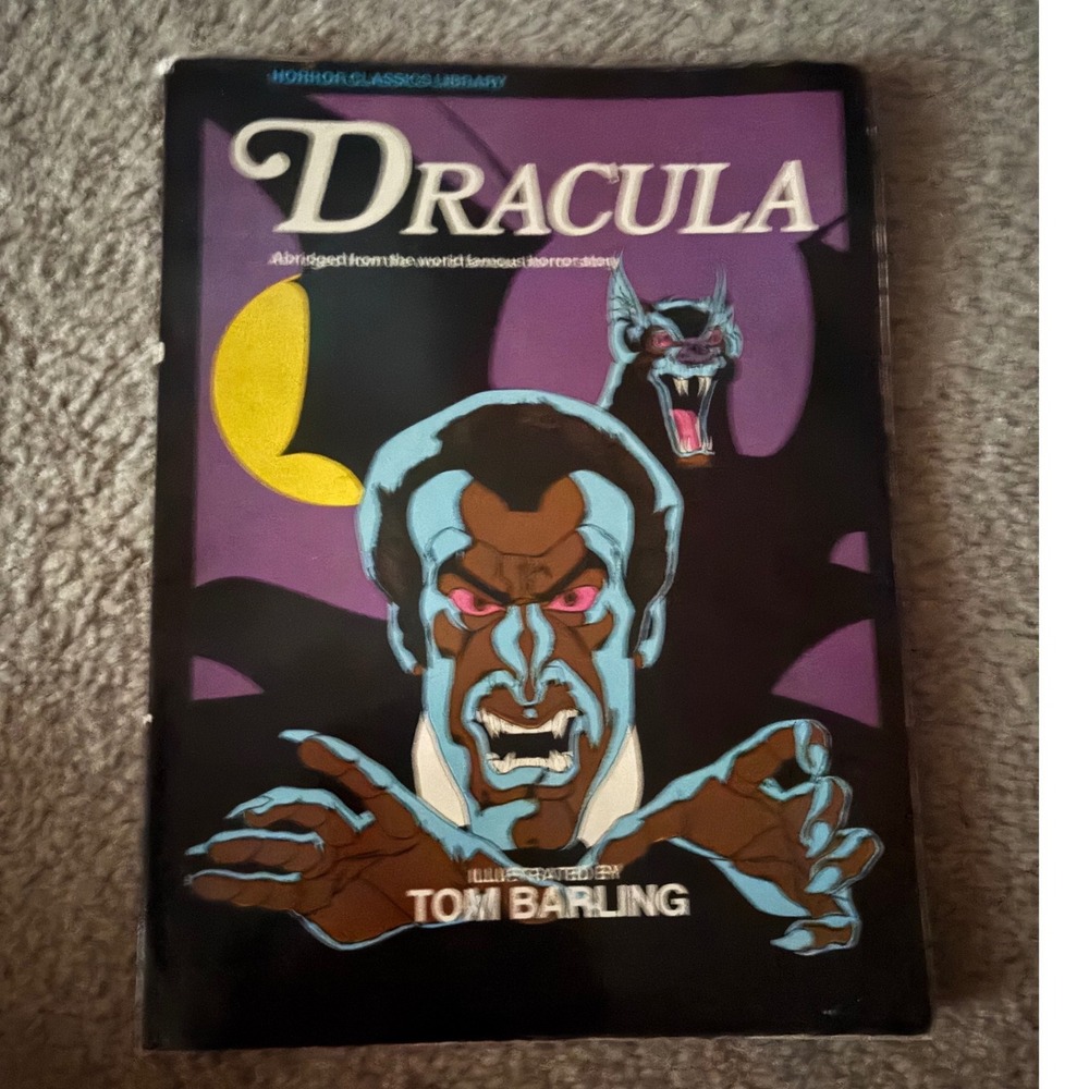 First edition 1976 Dracula abridged  illustrated novel classic horror library